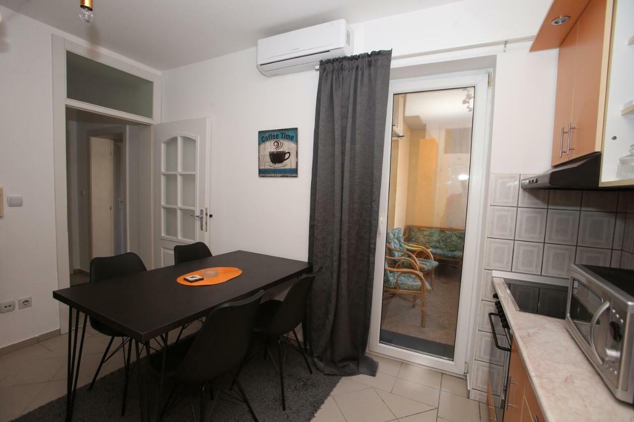 Fast Sleep & Go 2 Appartamento Paraćin Esterno foto