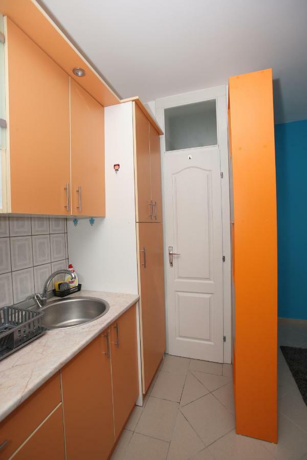 Fast Sleep & Go 2 Appartamento Paraćin Esterno foto