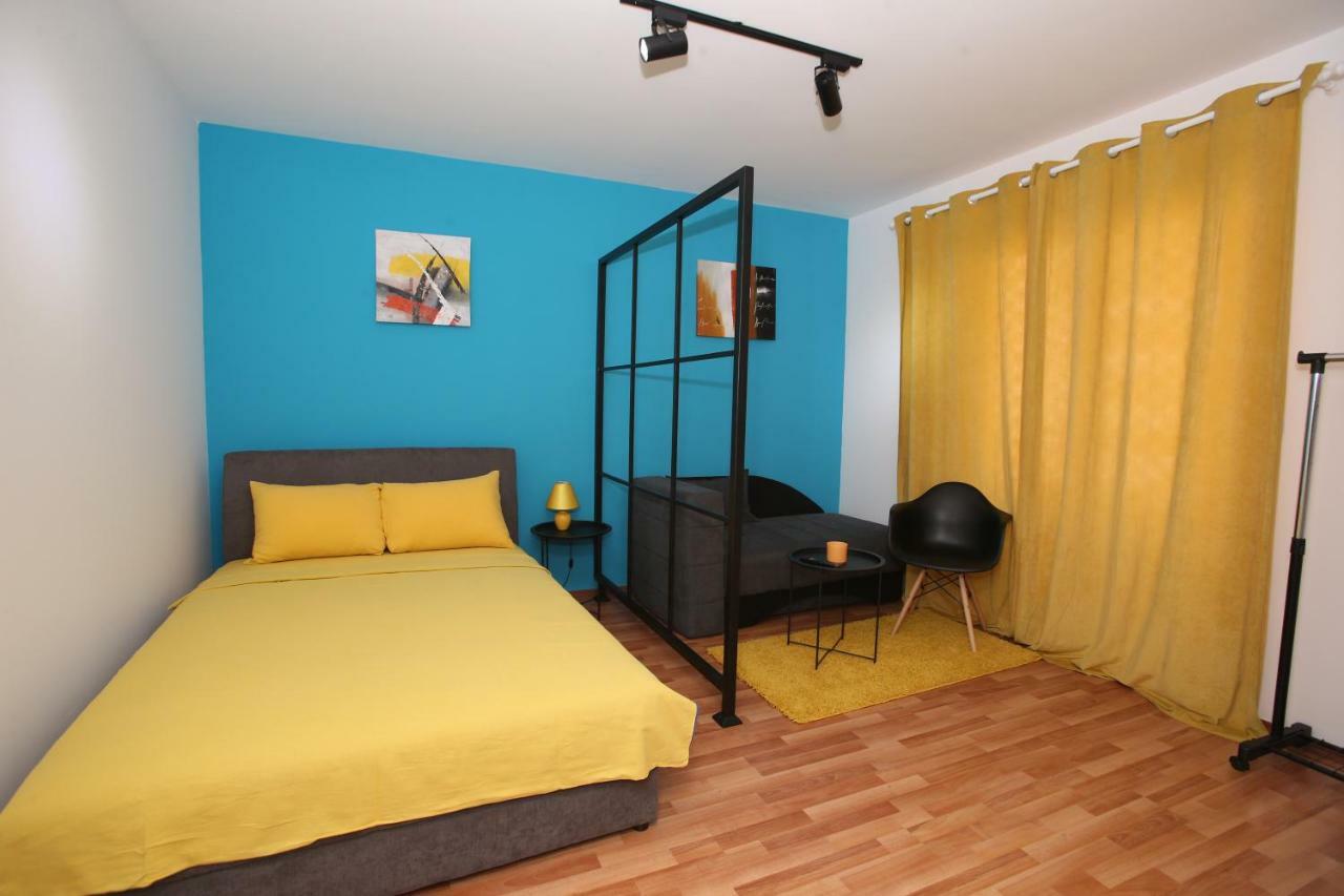 Fast Sleep & Go 2 Appartamento Paraćin Esterno foto